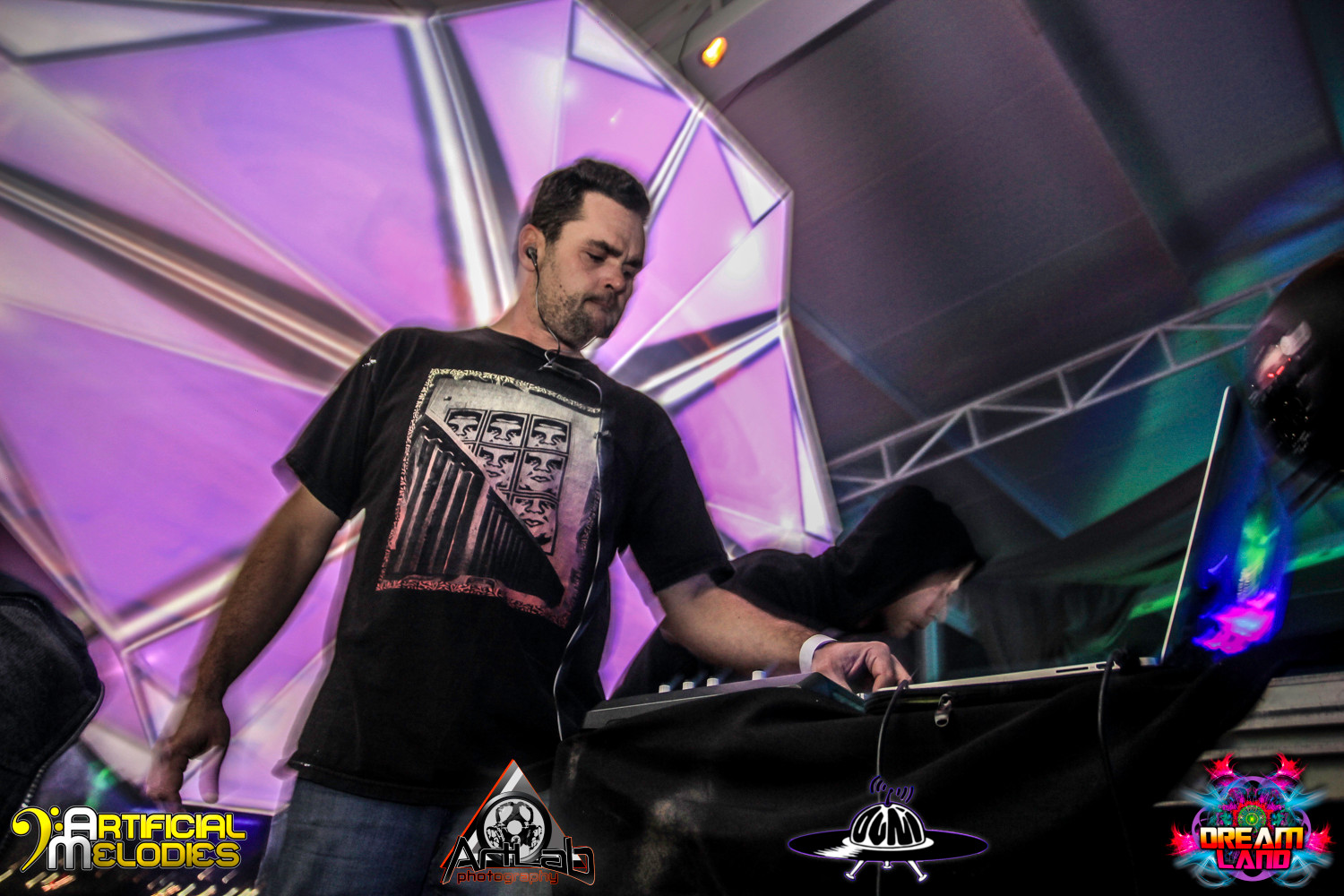 JC VIZUAL INVADERS